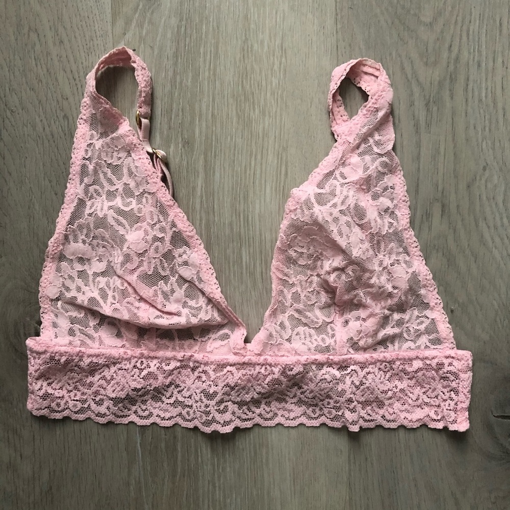 Victoria’s Secret Lace Bralette Size Small Pink